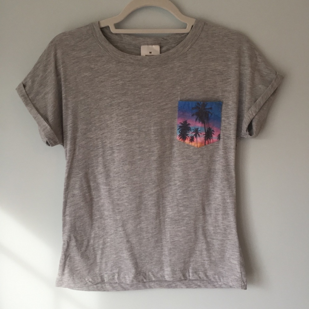 Palm Tree Pocket Grey Tee